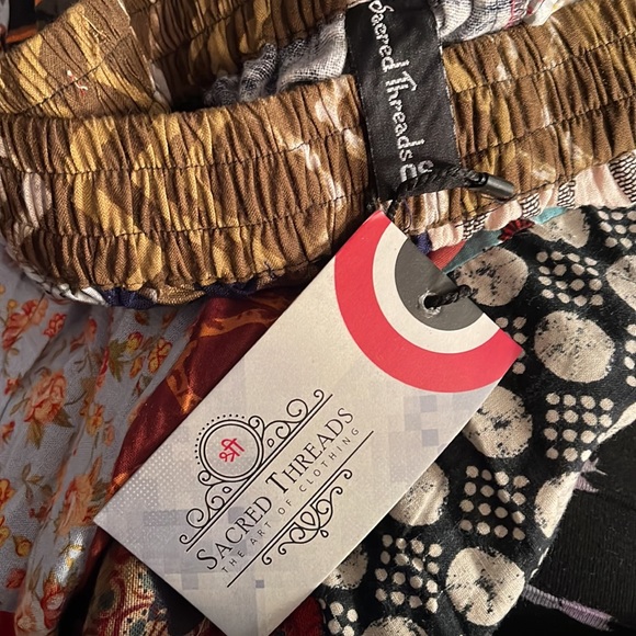 CL/GR 11.   222347.  Patchwork Skirt by Sacred Threads - Picture 5 of 6